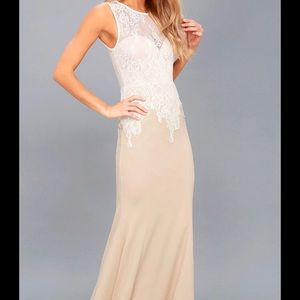 Gorgeous maxi dress